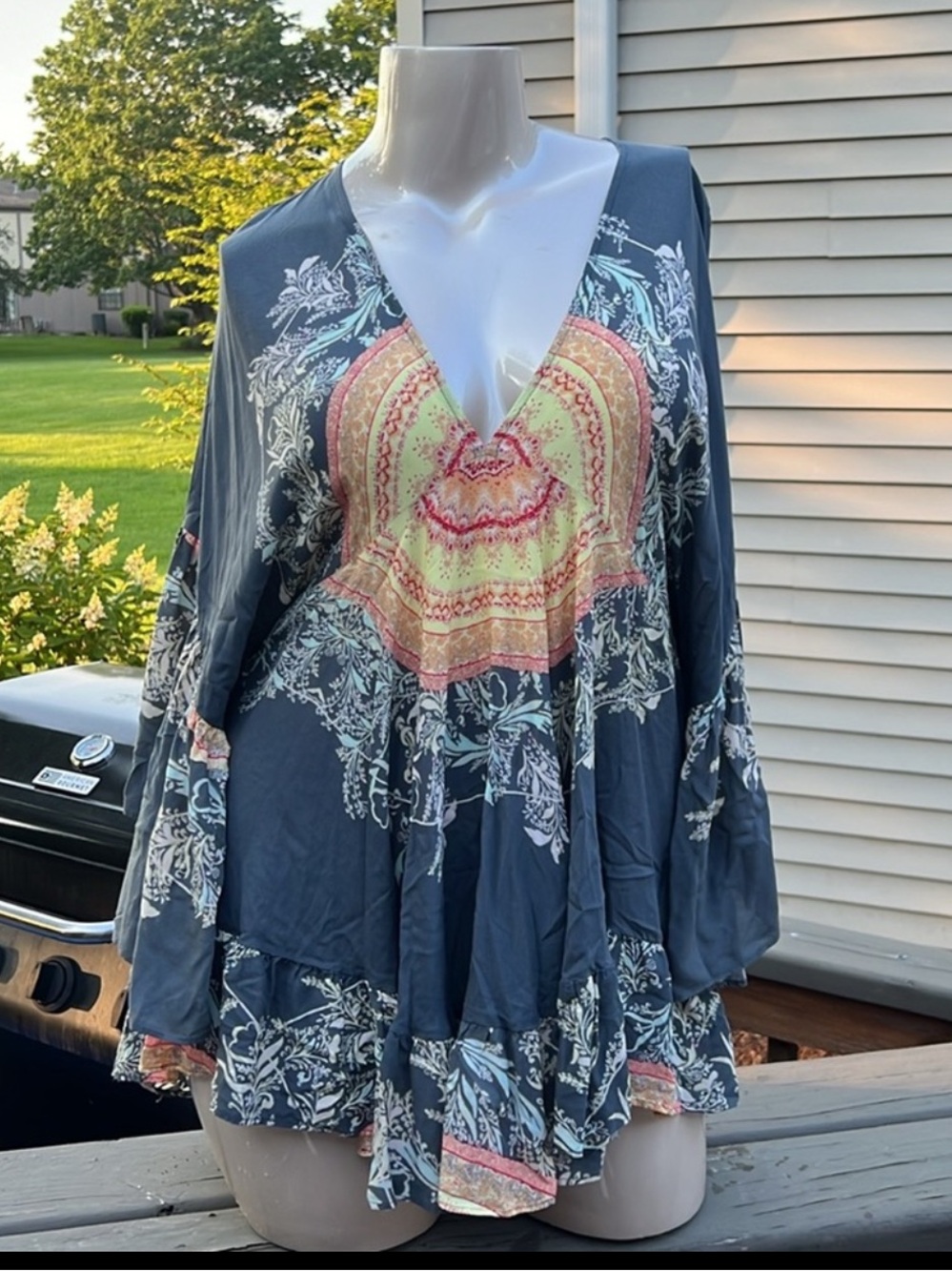 Free People BOHO Sunset Dreams Printed Bell-Sleeve Tunic large